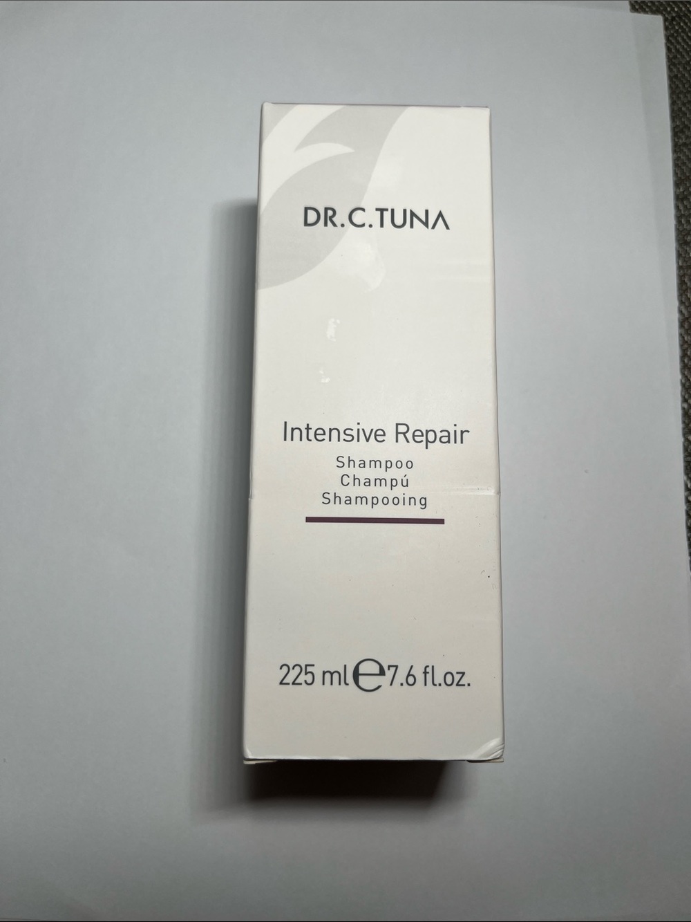 Farmasi Dr. C. Tuna Intensive Repair Shampoo - White with Purple Accent